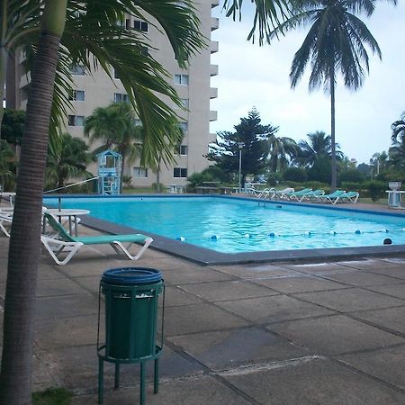 Turtle Towers Apartment Ocho Rios Exterior photo